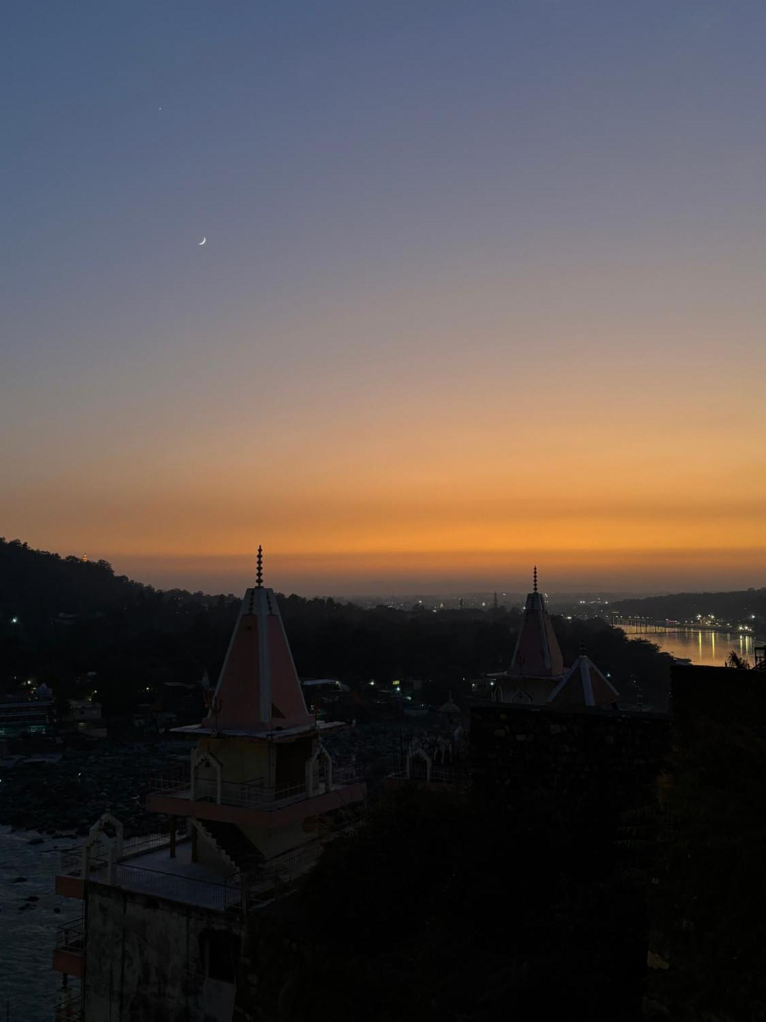 Shalom Backpackers Rishikesh Hostel Kültér fotó